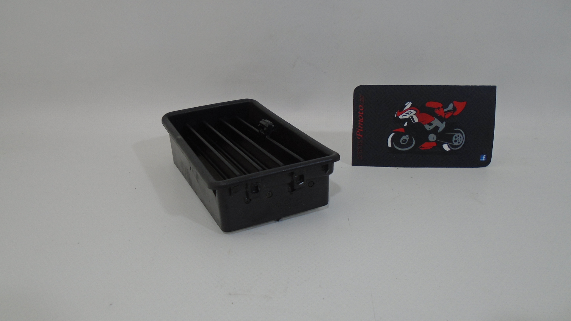 REJILLA DE VENTILACION DERECHA HONDA GOLDWING 1800 01-11 - Imagen 4