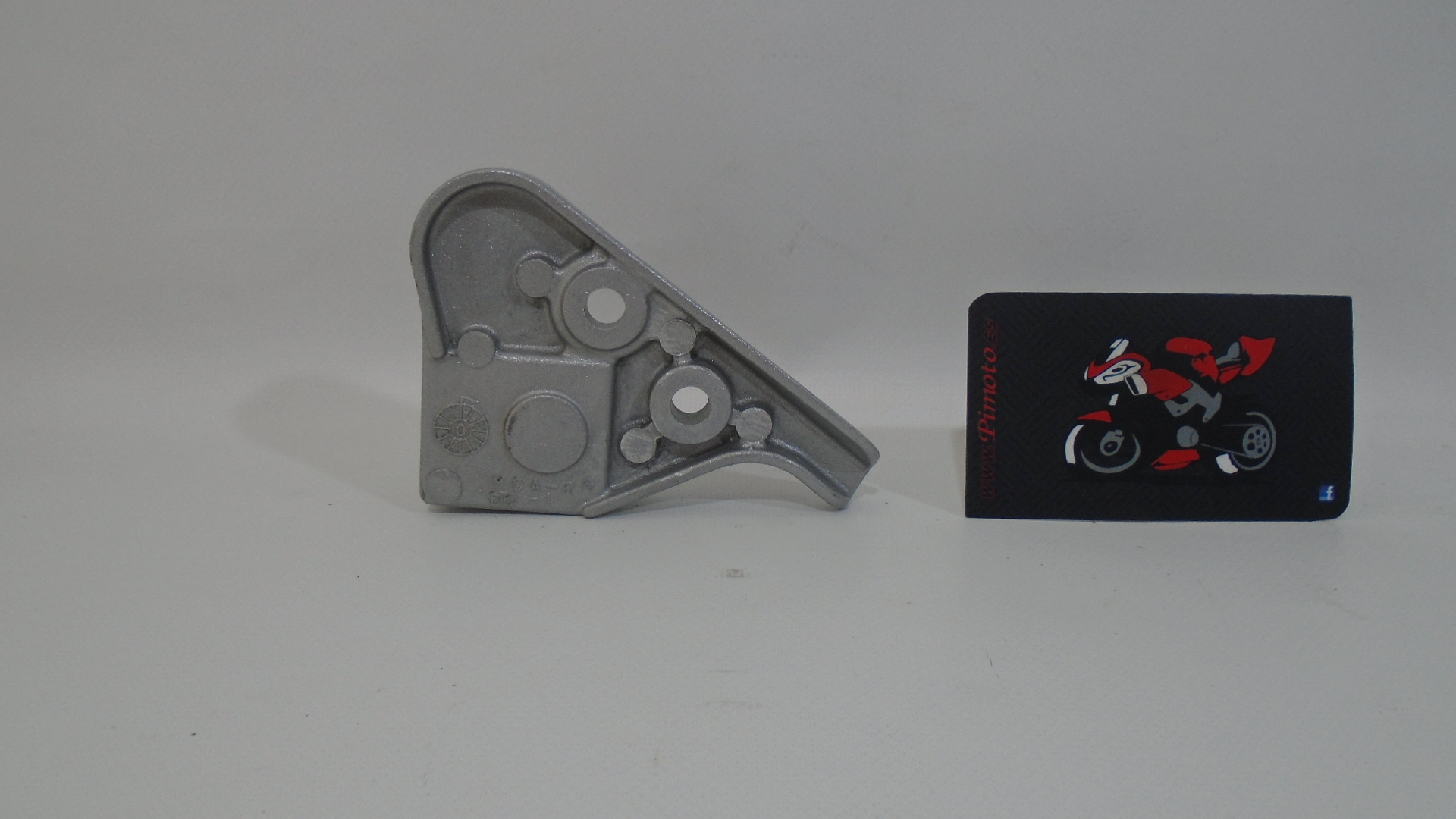 SOPORTE ESTRIBO DELANTERO DERECHO HONDA GOLDWING 1800 01-11 - Imagen 4