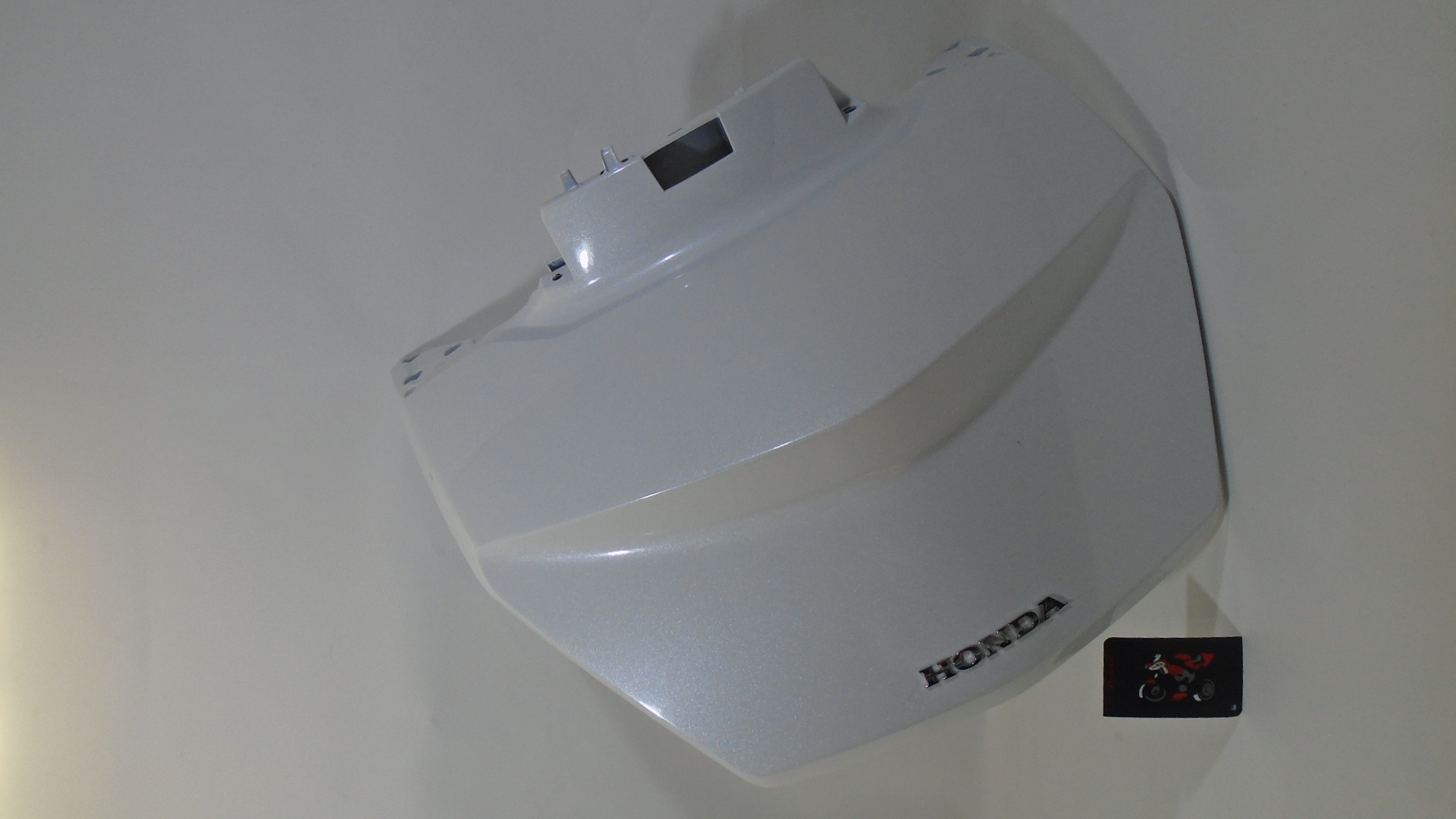 TAPA MALETA CENTRAL HONDA GOLDWING 1800 18-22 - Imagen 3
