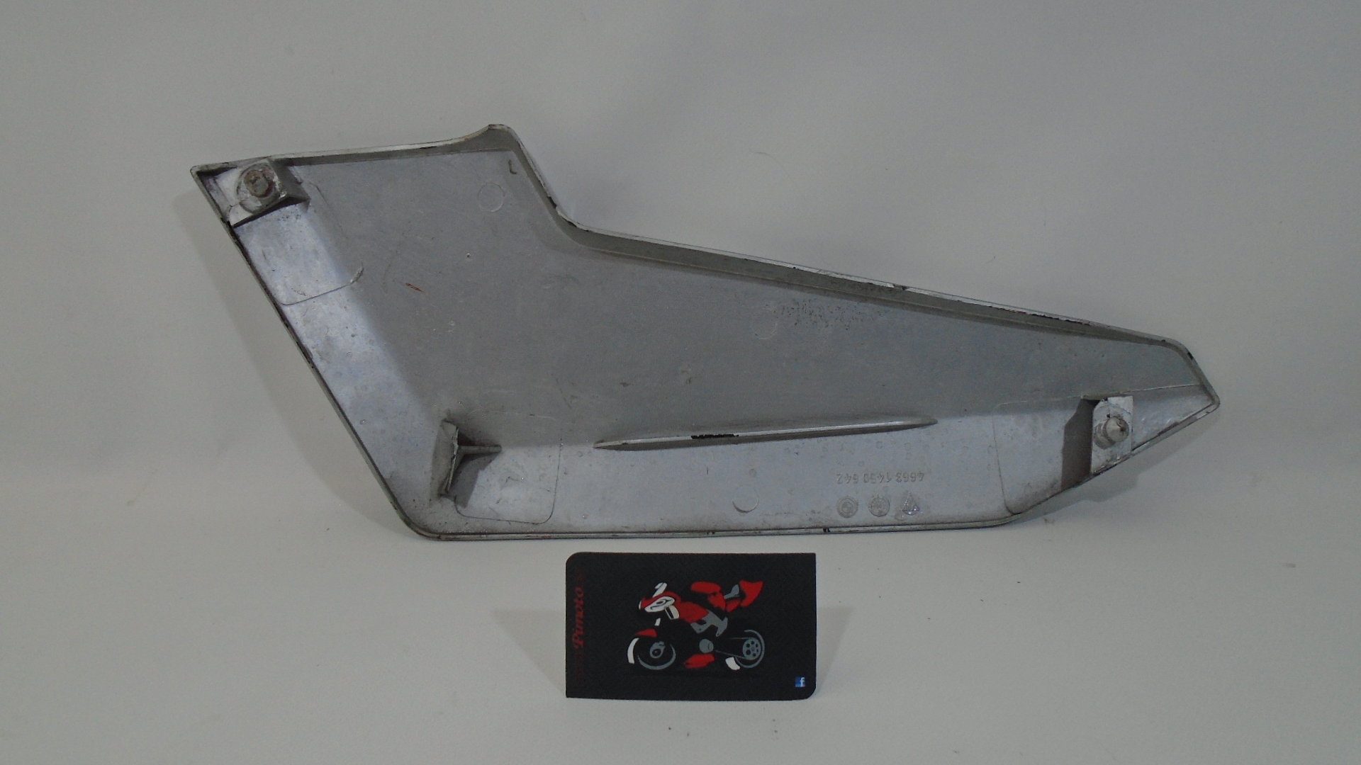 TAPA LATERAL TRASERA DERECHA BMW K100 RS - Imagen 3