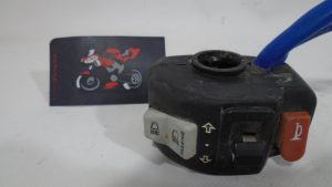 PI&Ntilde;A DE LUCES IZQUIERDA KYMCO AGILITY CITY (E4)