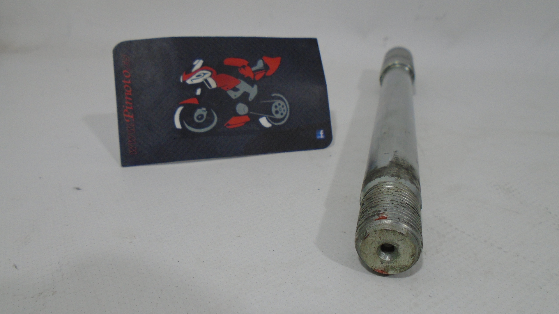 EJE RUEDA DELANTERA. SUZUKI BANDIT S 650 2006 - Imagen 4