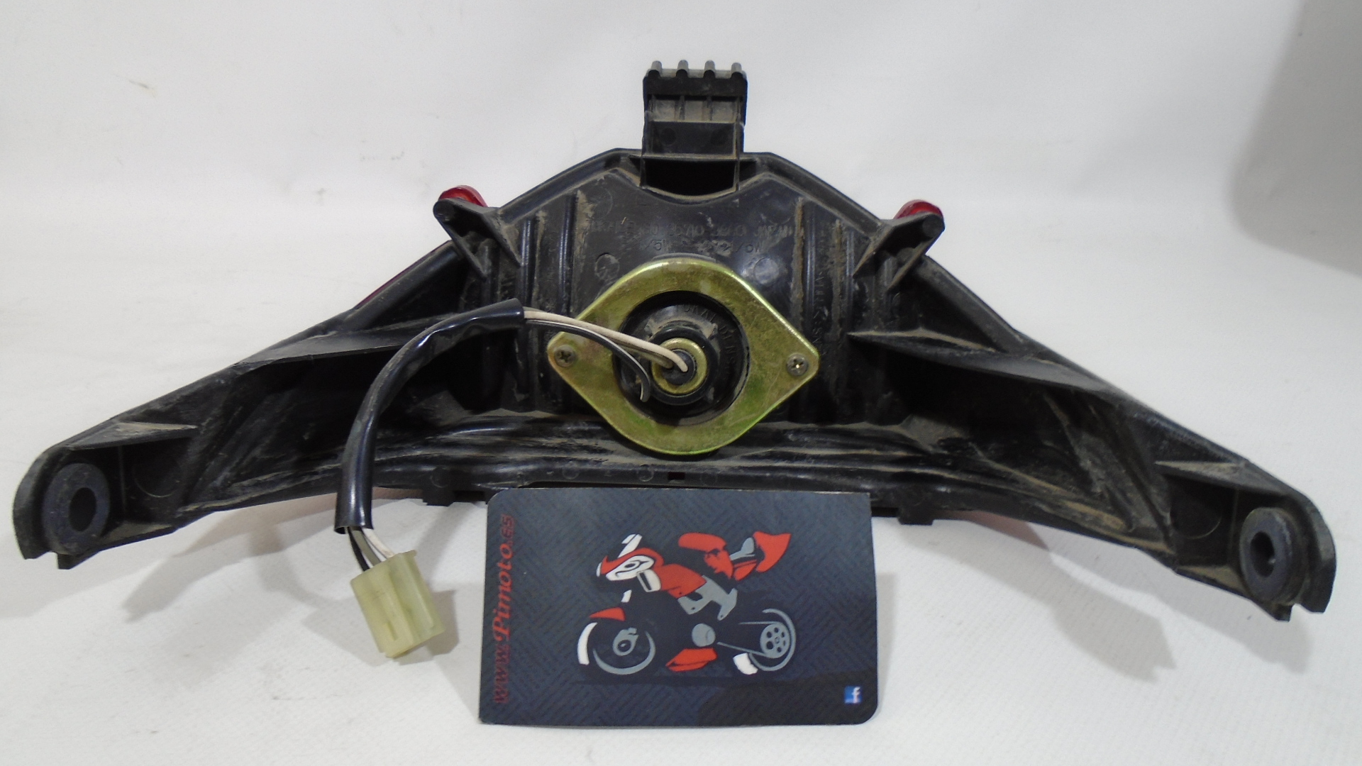 PILOTO TRASERO SUZUKI BANDIT S 650 2006 - Imagen 3