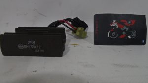 REGULADOR DE CORRIENTE SUZUKI MARAUDER 250 99/00