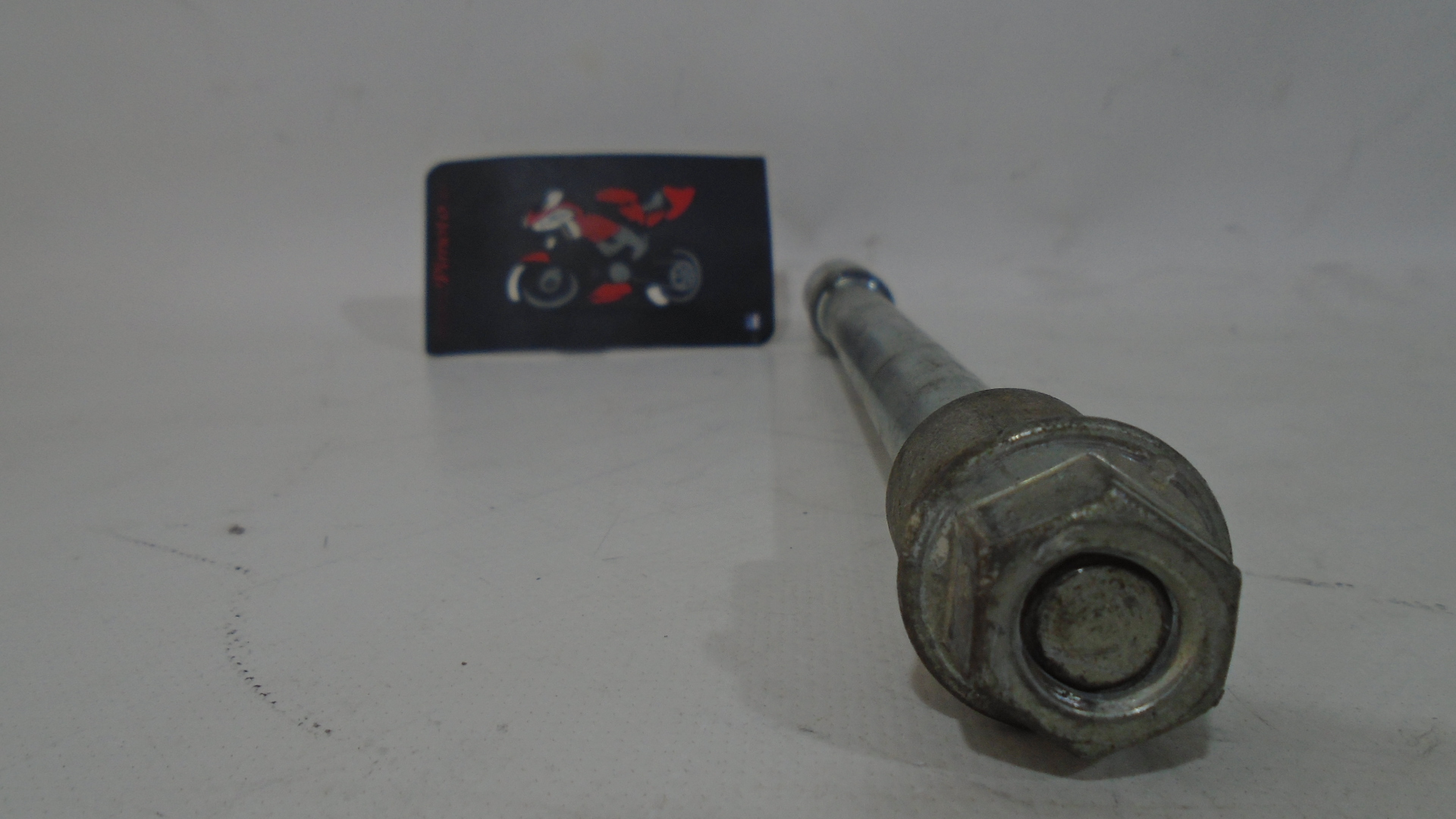 EJE RUEDA DELANTERA PIAGGIO LIBERTY 125 09/15