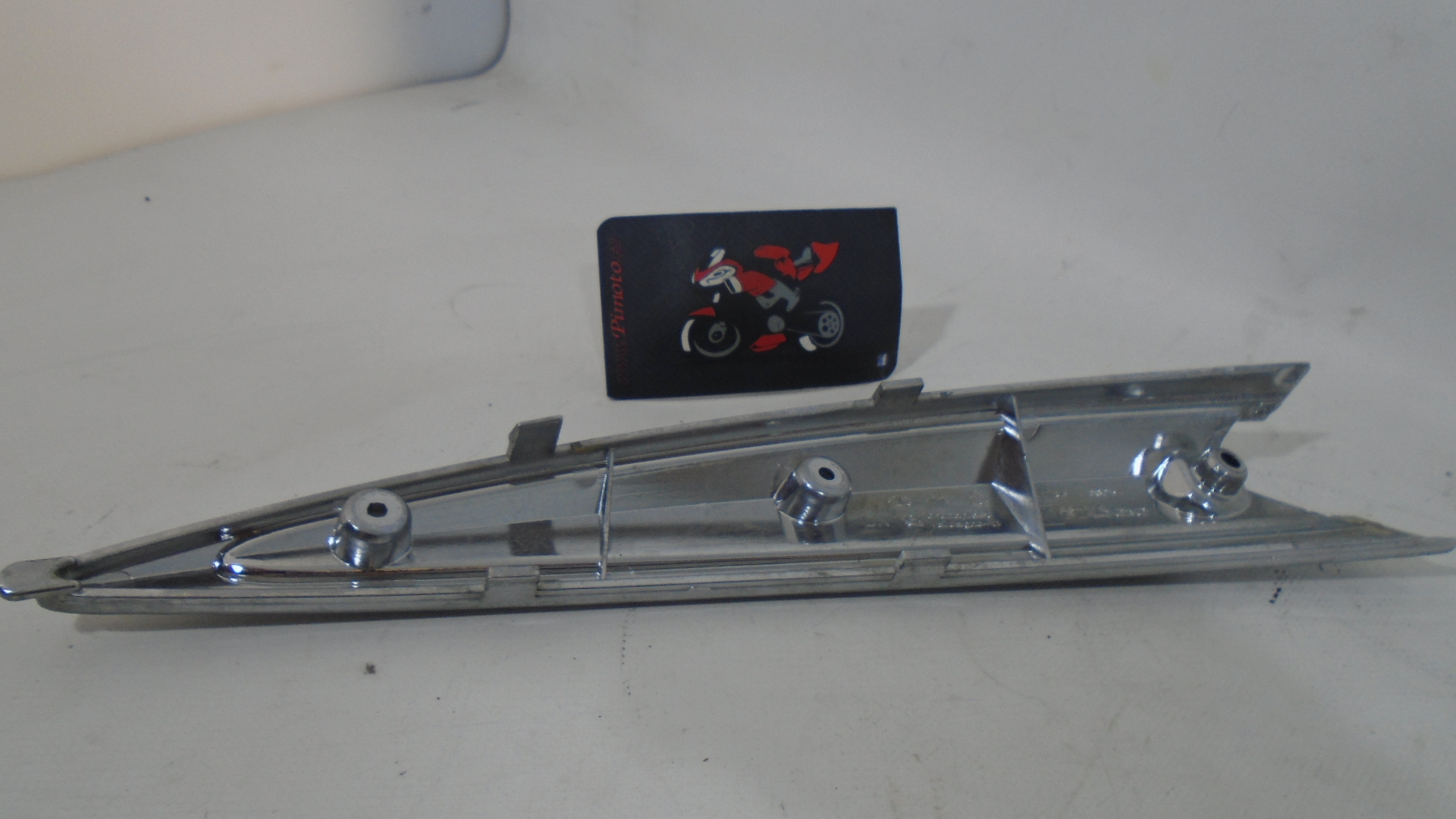 MOLDURA LATERAL TRASERA DERECHA PIAGGIO LIBERTY 125 09/15