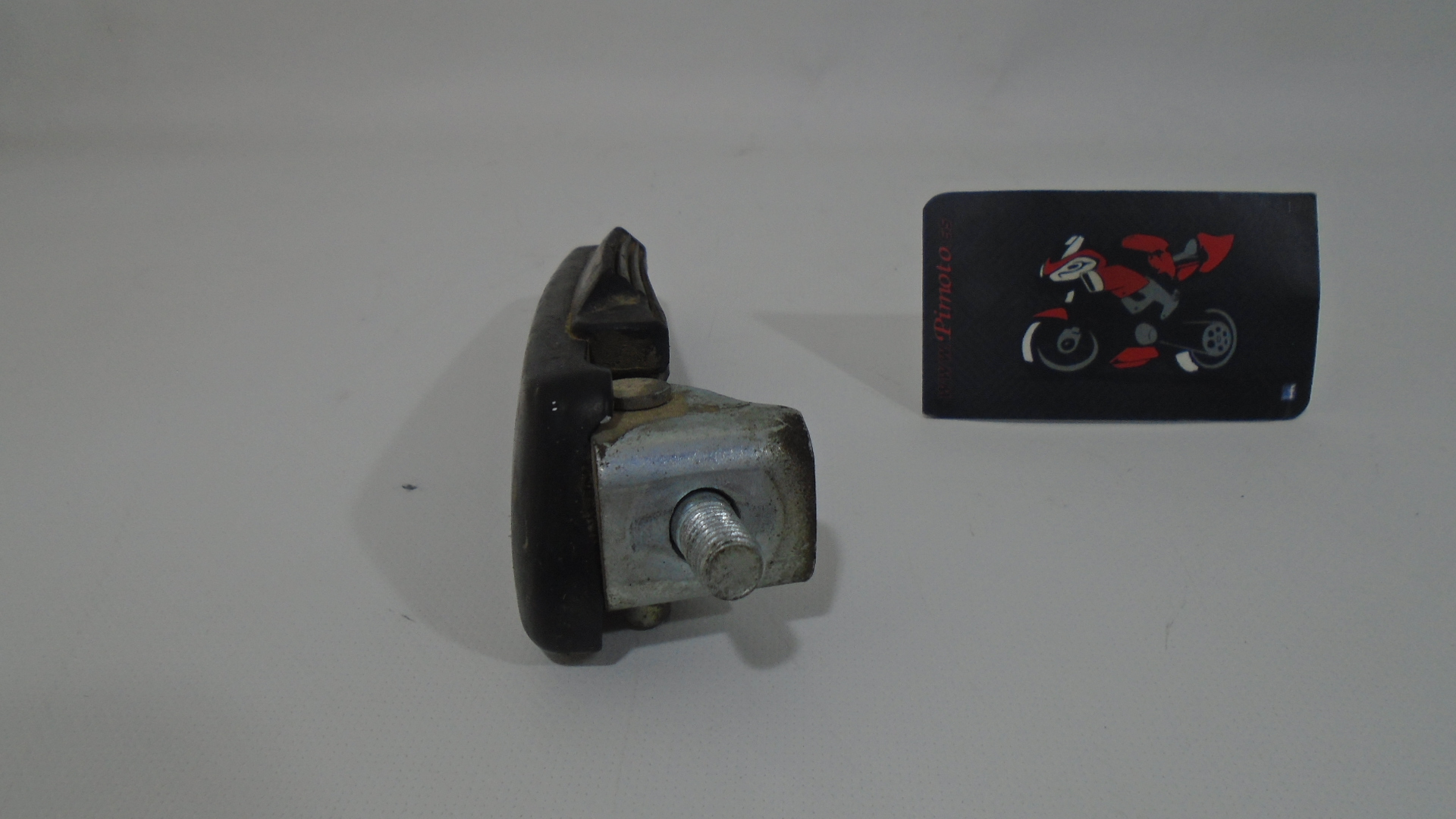 ESTRIBO TRASERO DERECHO PIAGGIO LIBERTY 125 09/15 - Imagen 4