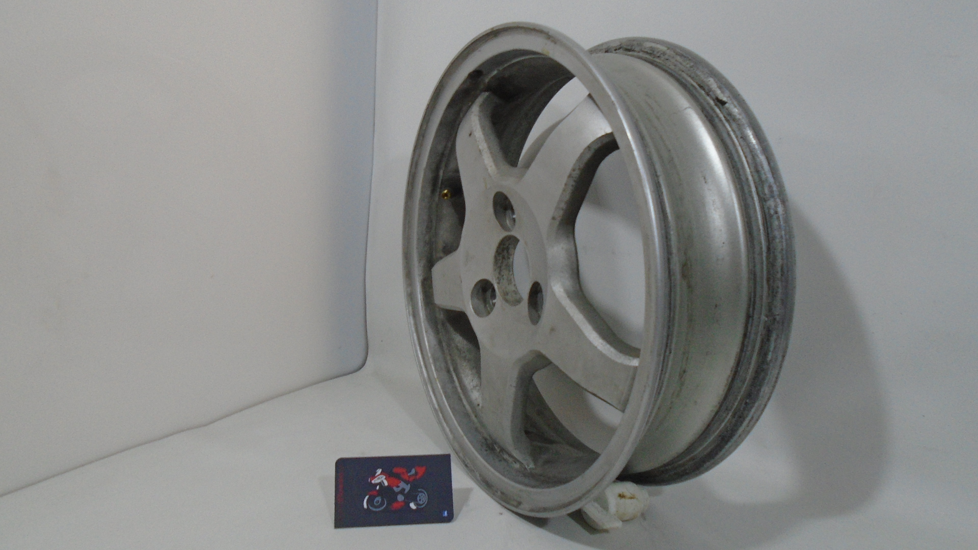 LLANTA TRASERA SUZUKI BURGMAN 125 2003-06 - Imagen 4