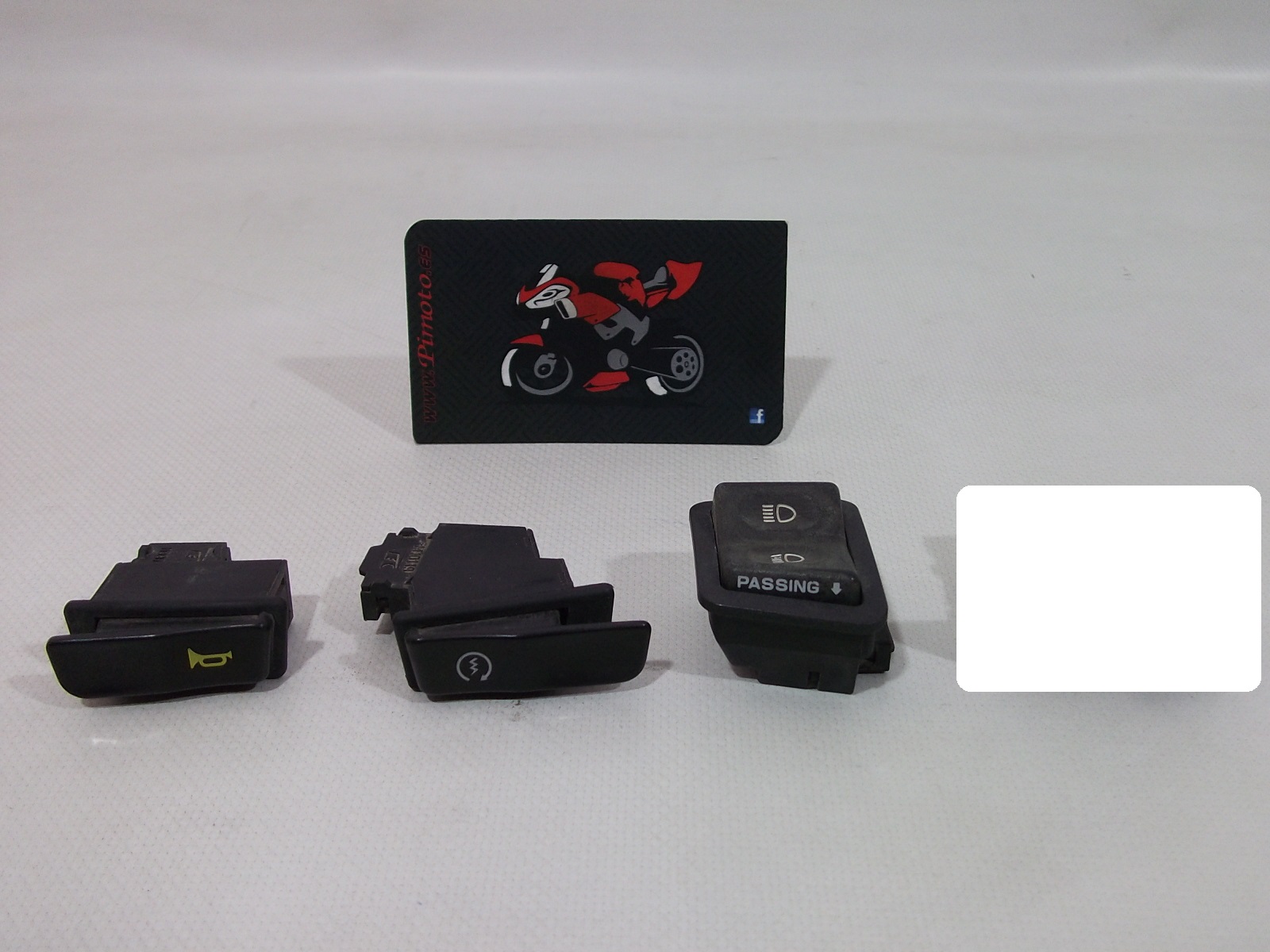 CONJUNTO LLAVES DE LUCES / INTERRUPTORES HONDA PANTHEON 125 03-06 - Imagen 2