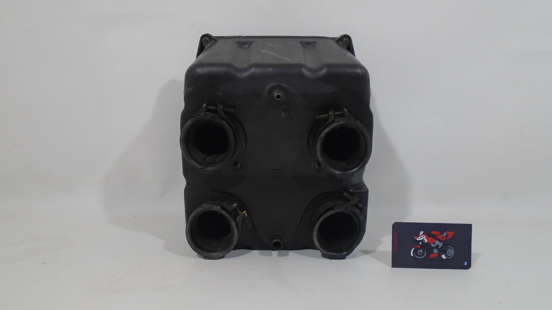 CAJA FILTRO DE AIRE COMPLETA (PEQUE&Ntilde;A GRIETA SE APRECIA EN FOTO) YAMAHA VMAX 1200 96-02 - Imagen 4