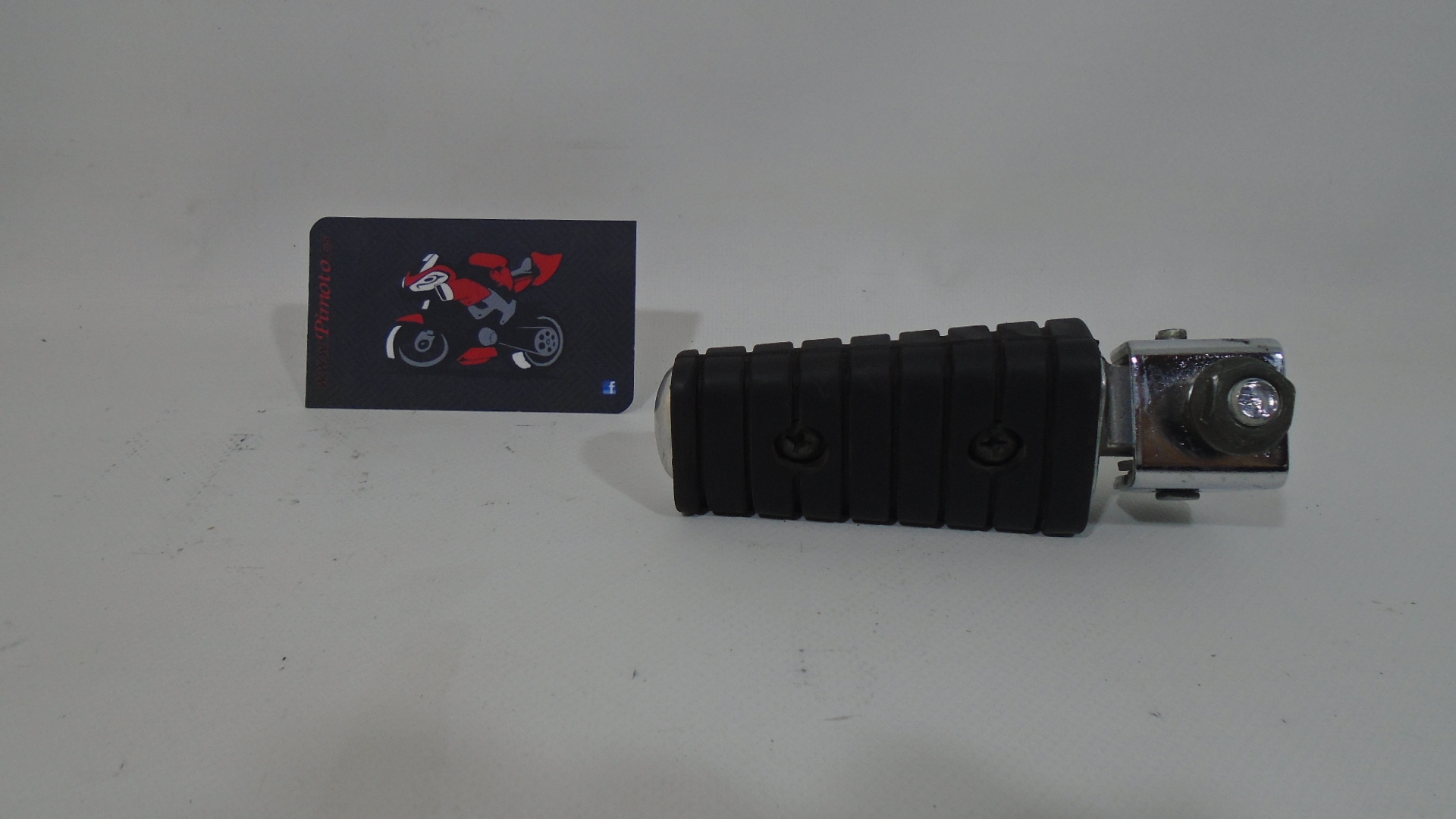 ESTRIBO TRASERO DERECHO YAMAHA VMAX 1200 96-02 - Imagen 4