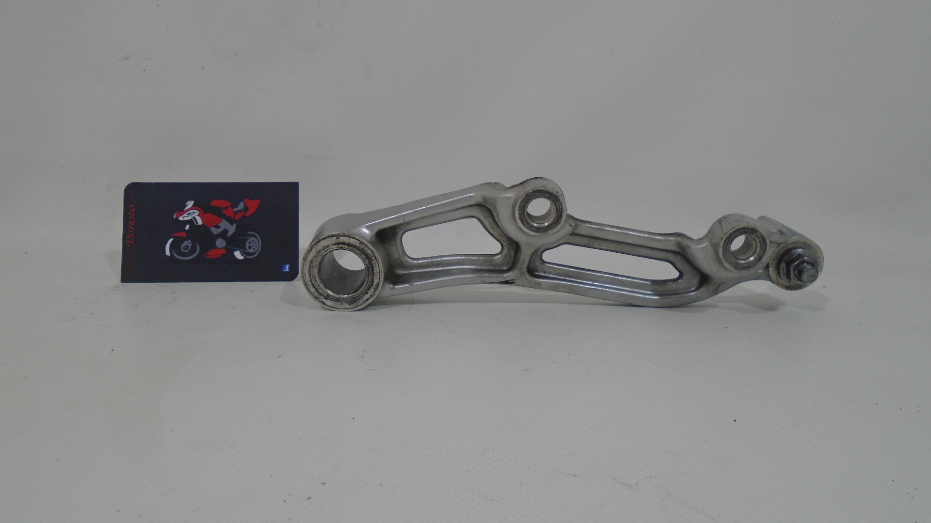 SOPORTE PINZA DE FRENO TRASERO YAMAHA VMAX 1200 96-02