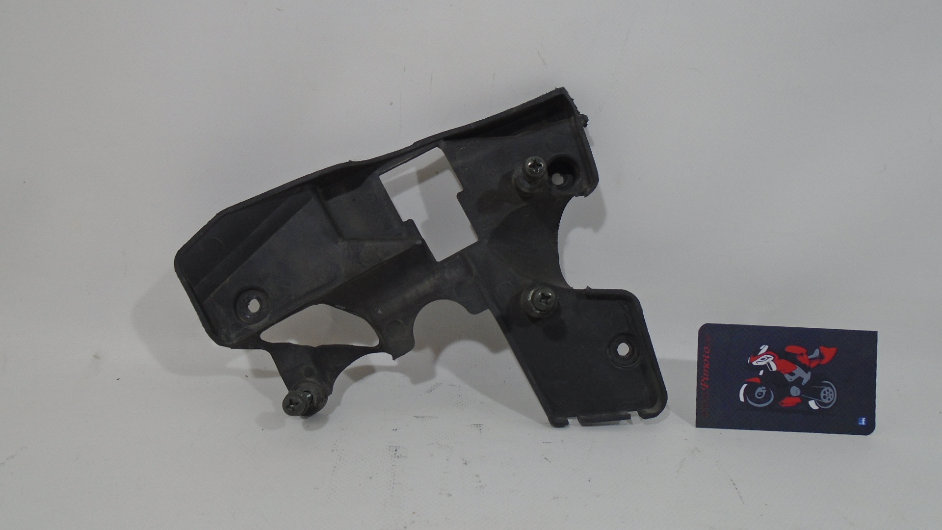 SOPORTE INTERIOR LATERAL DERECHO YAMAHA VMAX 1200 96-02