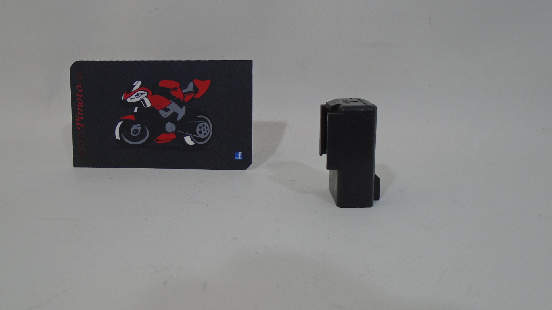 RELE 4 PINS YAMAHA VMAX 1200 96-02 - Imagen 4