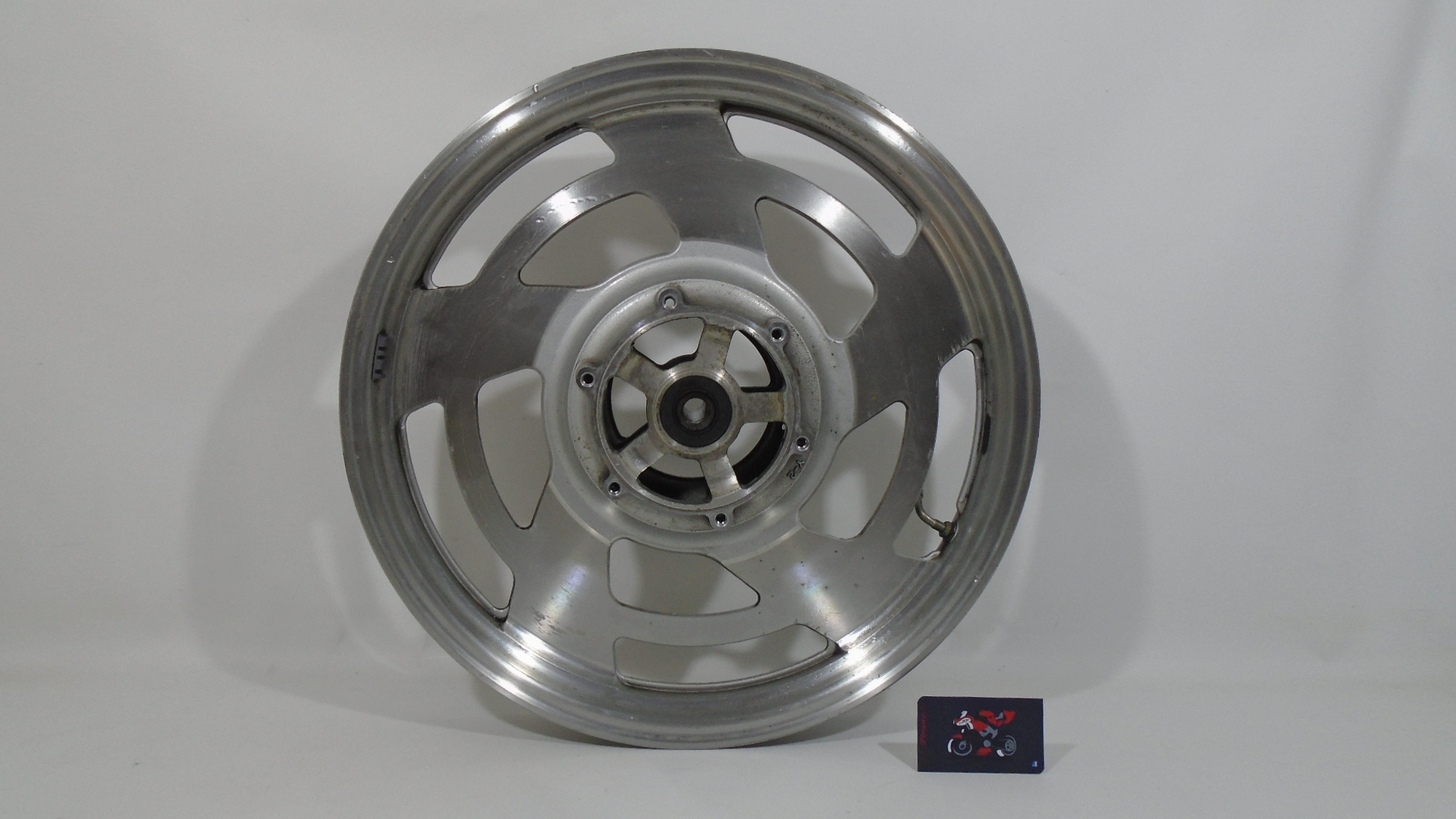 LLANTA DELANTERA YAMAHA VMAX 1200 96-02 - Imagen 3
