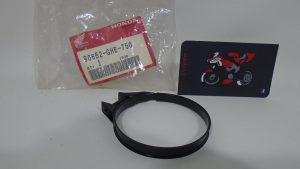 ABRAZADERA DE ADMISION HONDA CBR-1000F