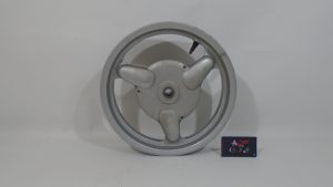 LLANTA TRASERA YAMAHA D-ELIGHT 115s 13-15
