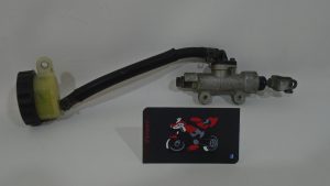 BOMBA DE FRENO TRASERO  HONDA CBR 900 RR 98-99