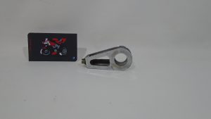 TENSOR DERECHO EJE RUEDA TRASERA HONDA CBR 900 RR 98-99