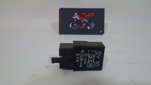 RELE 4 PINS HONDA CBR 900 RR 98-99