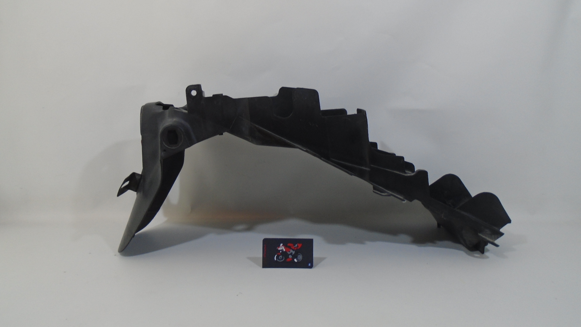 PASO DE RUEDA TRASERO + CATADIOPTRICO SUZUKI SV 650s 1999-2002 - Imagen 2