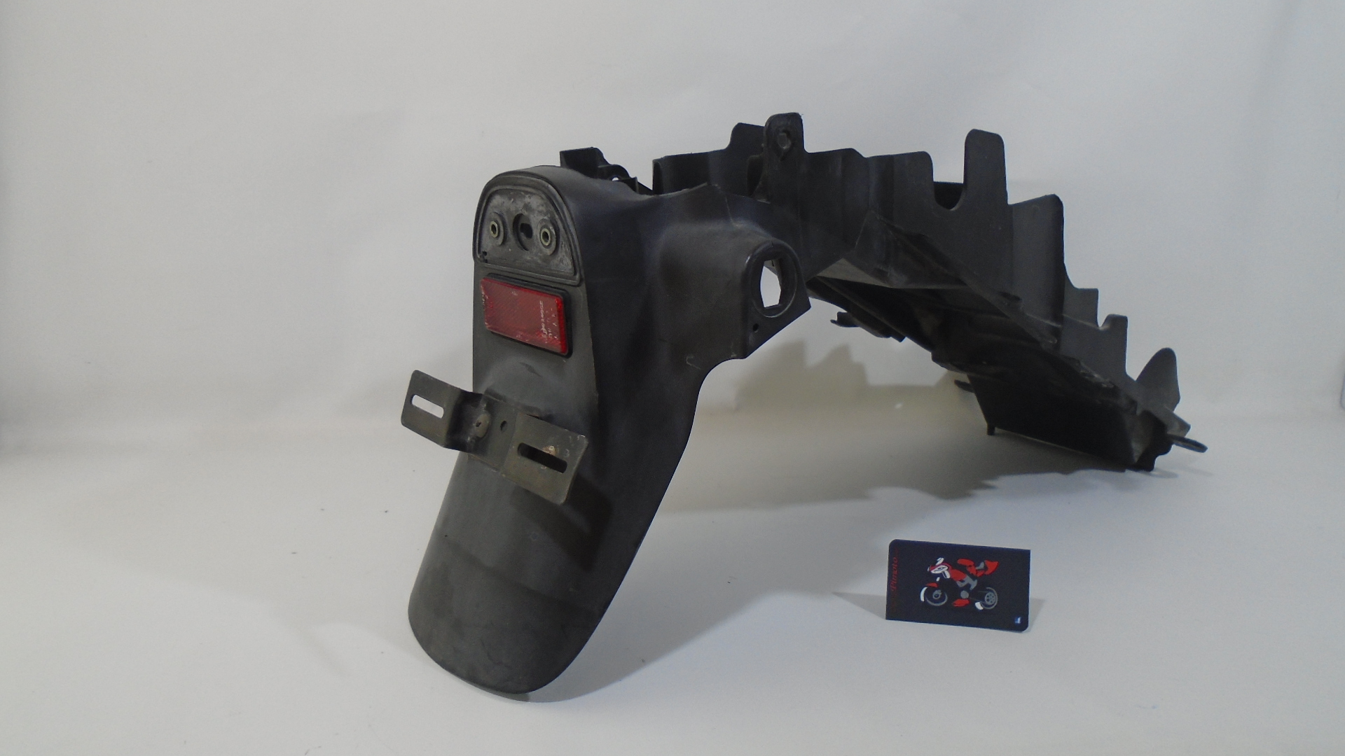 PASO DE RUEDA TRASERO + CATADIOPTRICO SUZUKI SV 650s 1999-2002 - Imagen 3