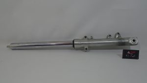 BARRA SUSPENSION DELANTERA IZQUIERDA (BOTELLA ROZADA) SUZUKI SV 650s 1999-2002