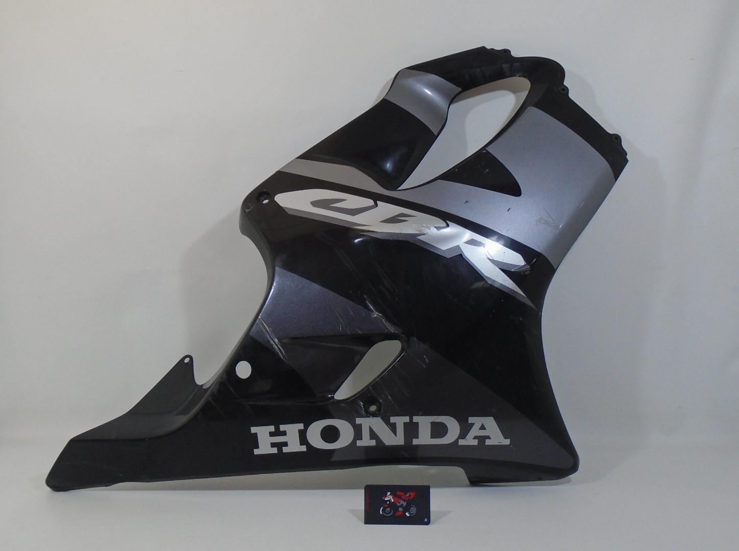 LATERAL DELANTERO DERECHO  HONDA CBR 600F 1999-2000