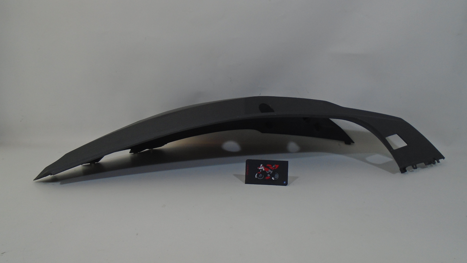 TAPA LATERAL TRASERA  SYM JOYMAX GTS 300 - Imagen 4