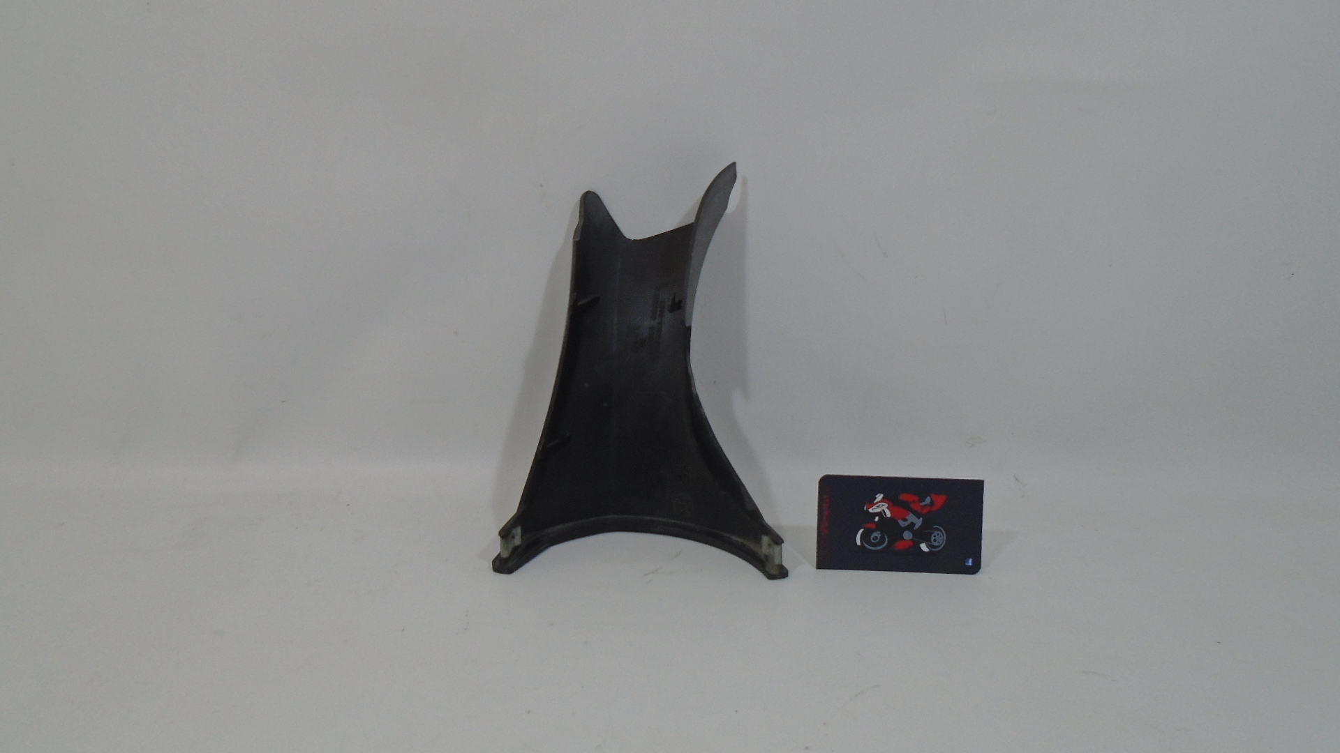 TAPA DERECHA MANILLAR SYM JOYMAX GTS 300 - Imagen 3