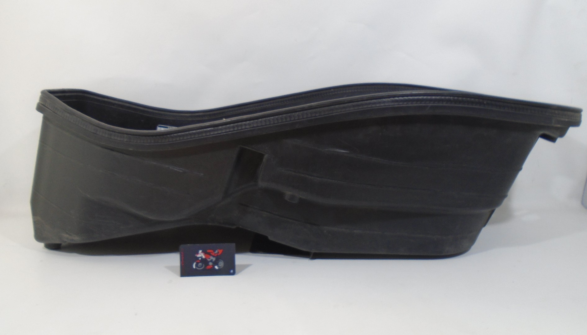 COFRE SYM JOYMAX GTS 300 - Imagen 4