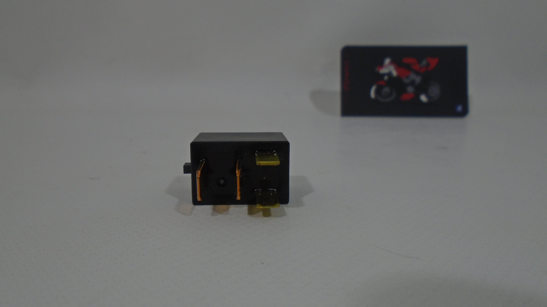 RELE PRINCIPAL OMRON 4 PINES HONDA PCX 125 2010- 2014 - Imagen 3
