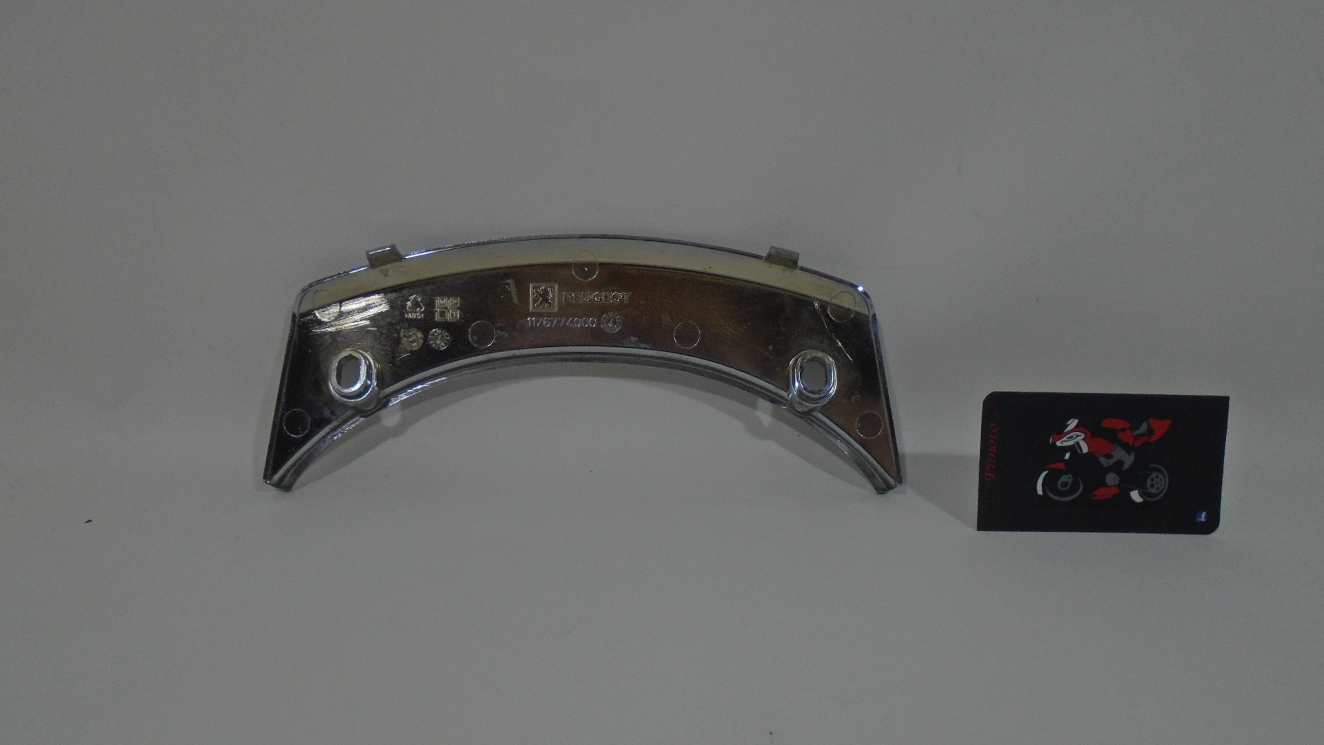 EMBELLECEDOR CROMADO PEUGEOT SATELIS 250 06-07 - Imagen 3