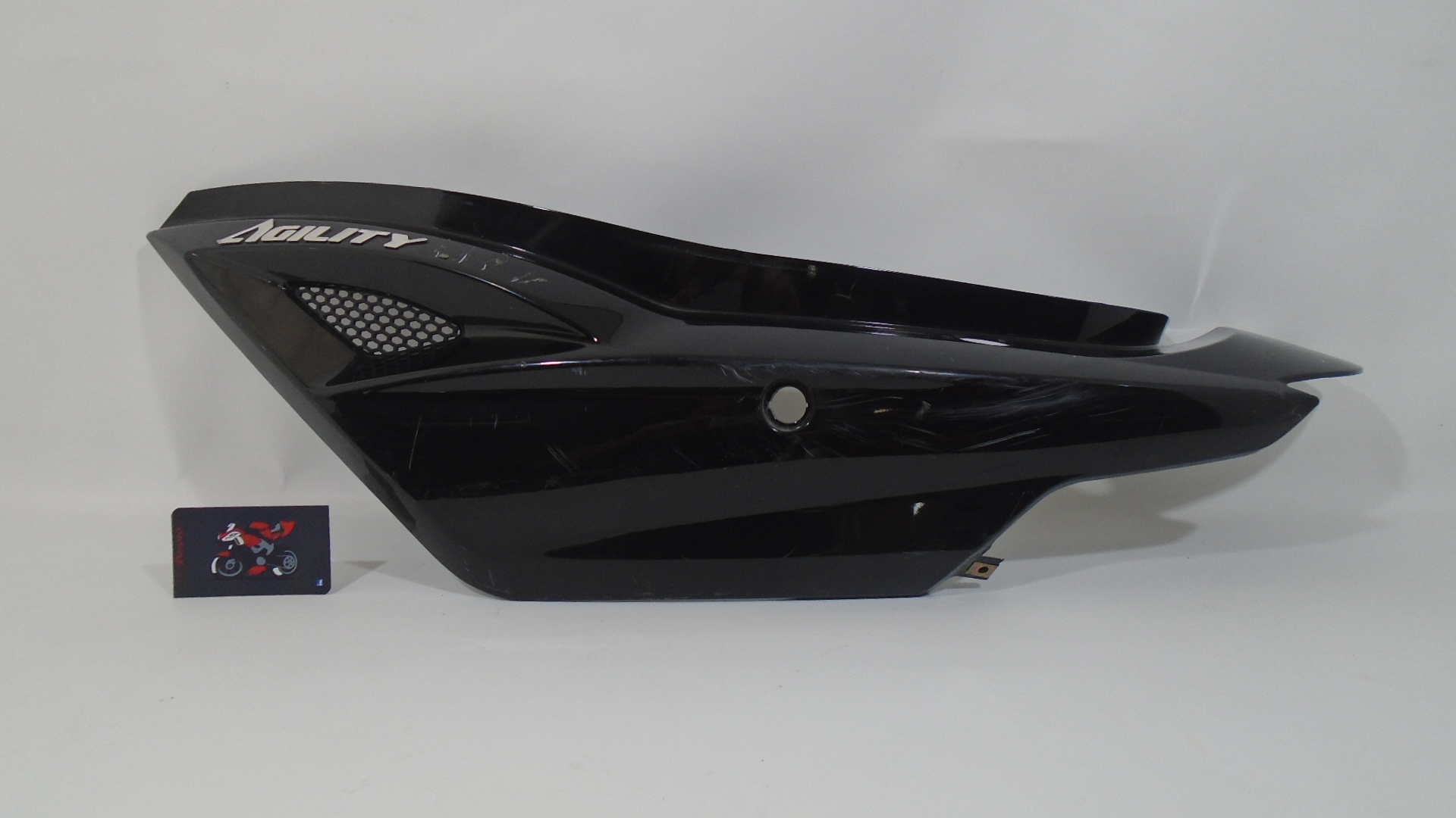 TAPA LATERAL TRASERA IZQUIERDA NEGRA KYMCO AGILITY CITY (E4)