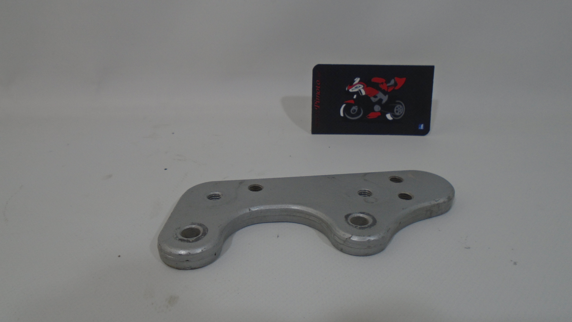 PLETINA ESTRIBO DELANTERO DERECHO HYOSUNG GTR 650 2004/14 - Imagen 4