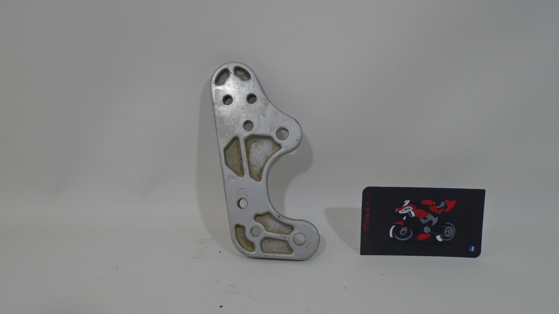 PLETINA ESTRIBO DELANTERO IZQUIERDO HYOSUNG GTR 650 2004/14 - Imagen 3