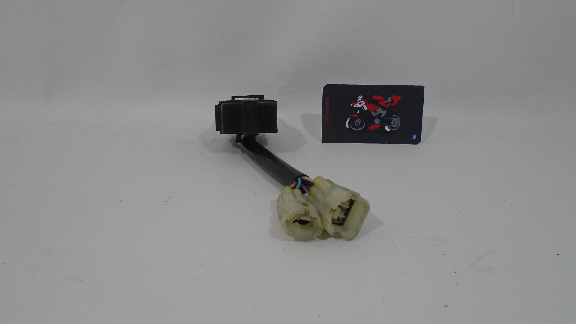 RELE LUCES SYM GTS 300i EVO - Imagen 3