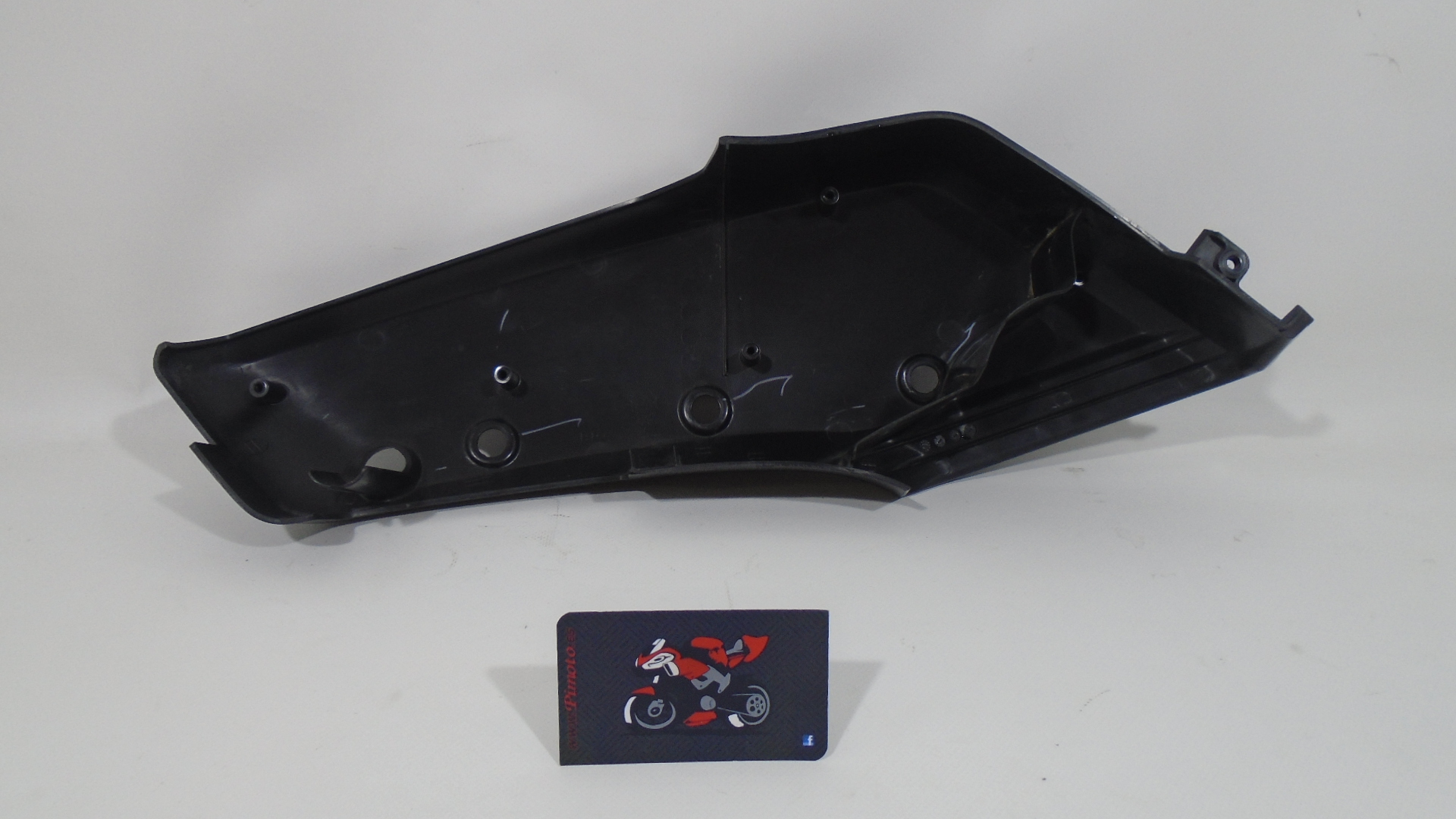 CUBIERTA CAJA FILTRO DE AIRE YAMAHA XMAX 300 17-21 - Imagen 3