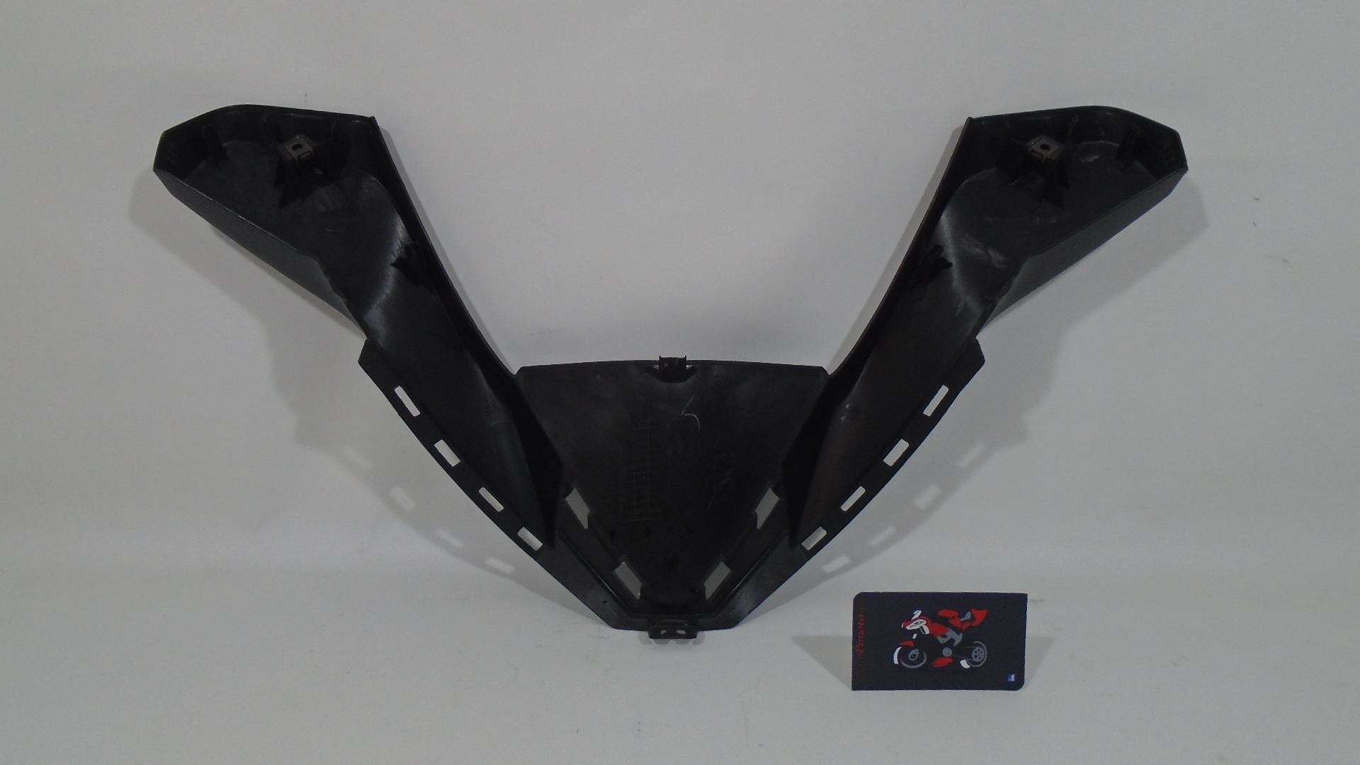 CUBIERTA DE BATERIA YAMAHA XMAX 300 17-21 - Imagen 3