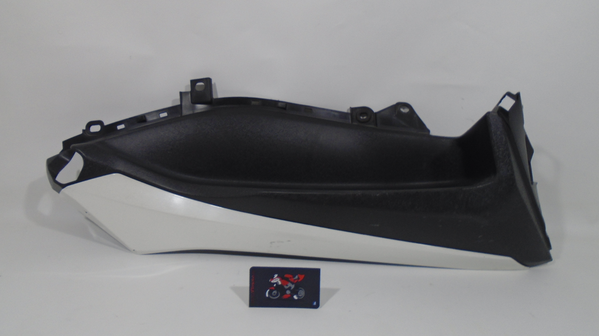 PISO DERECHO YAMAHA XMAX 300 17-21