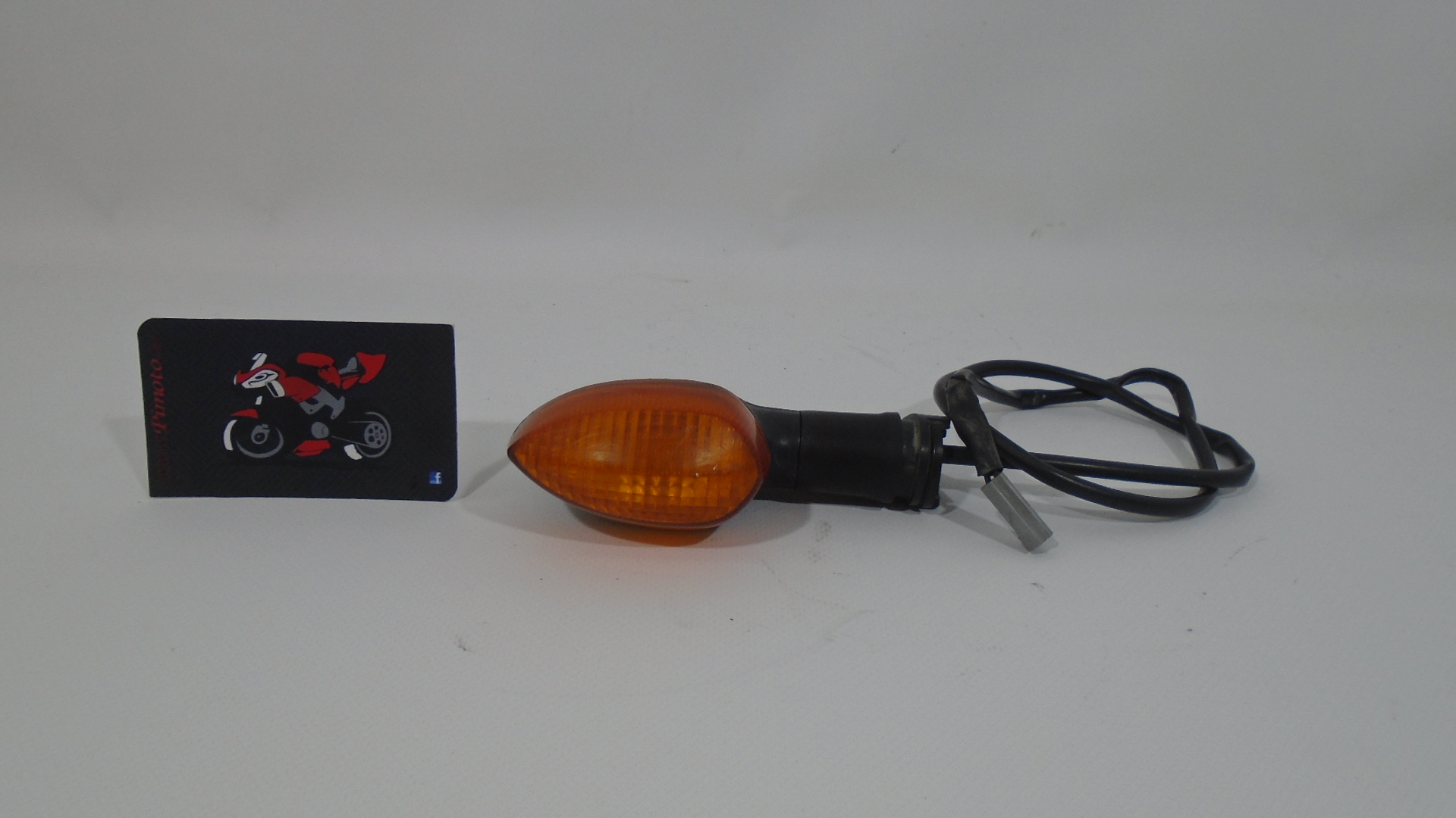 INTERMITENTE TRASERO IZQUIERDO YAMAHA FZ6 S2 07-10