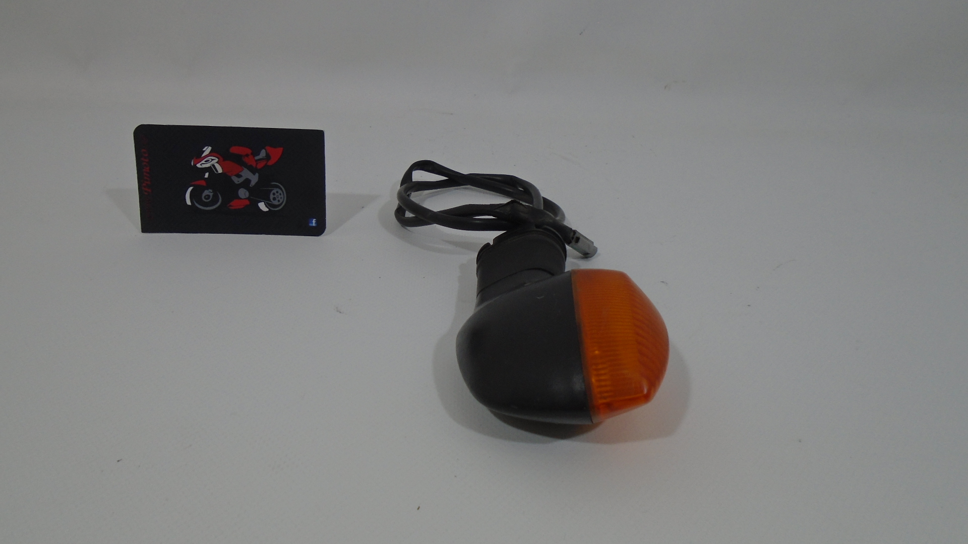 INTERMITENTE TRASERO IZQUIERDO YAMAHA FZ6 S2 07-10 - Imagen 2