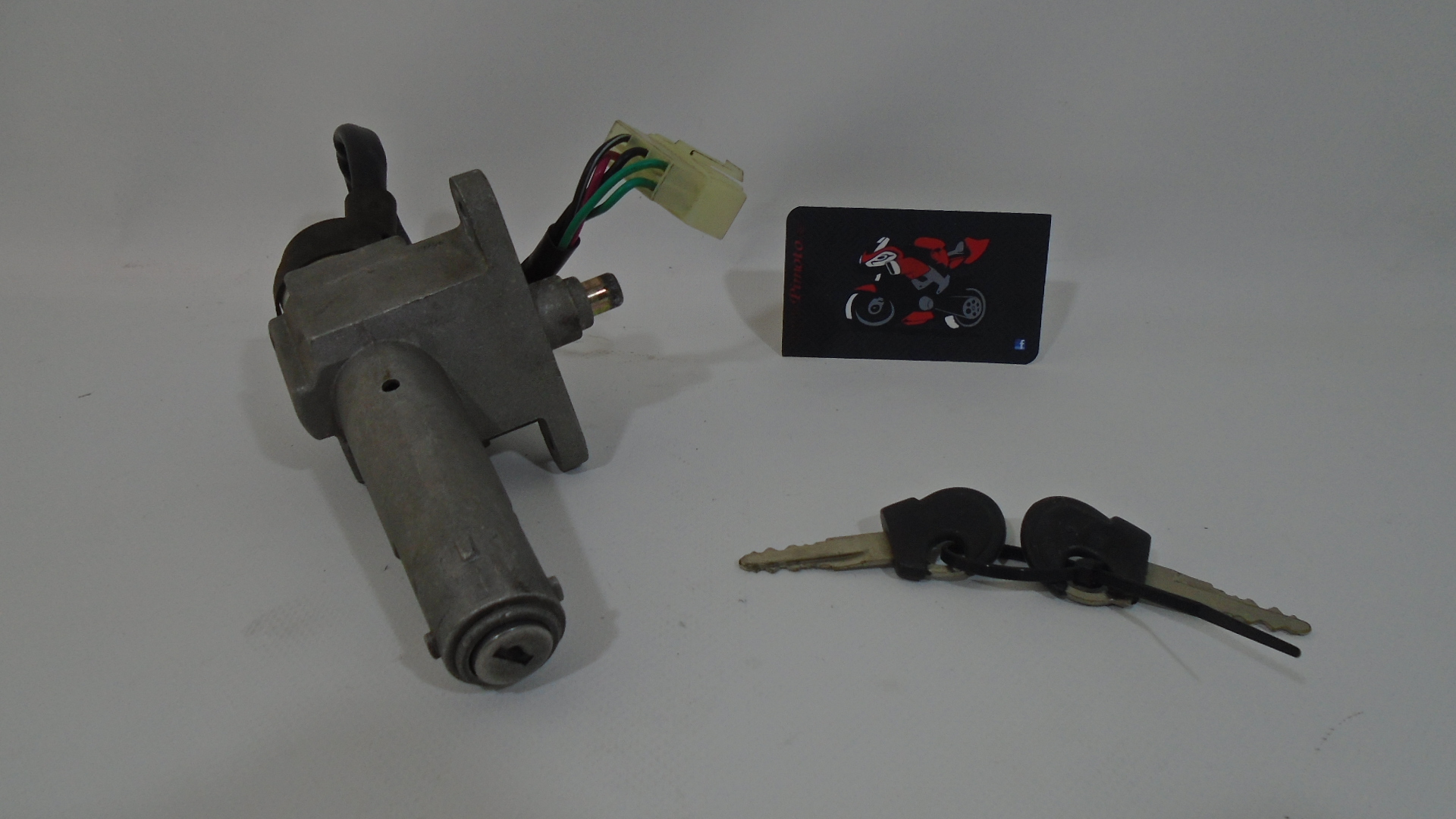 CERRADURA DE CONTACTO +  2 LLAVES SYM FIDDLE II 125 - Imagen 3