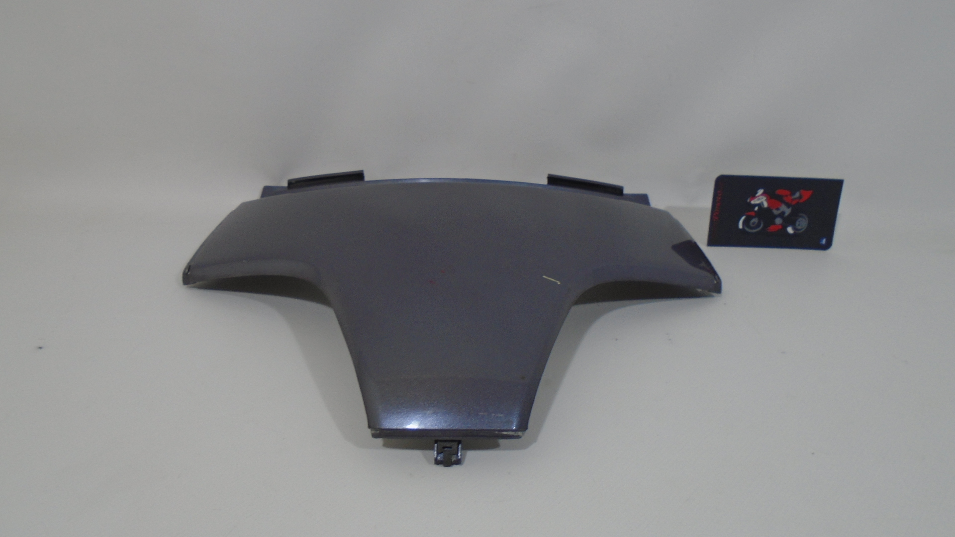 TAPA UNION COLIN TRASERO
COLOR GRIS HONDA FORZA 250 2005/2007 - Imagen 4