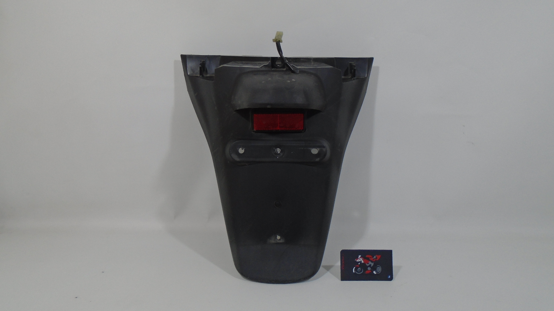 PORTAMATRICULAS
LUZ INCLUIDA HONDA FORZA 250 2005/2007