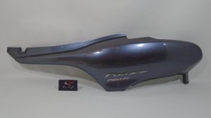 LATERAL TRASERO IZQUIERDO
COLOR GRIS ARA&Ntilde;ADO HONDA FORZA 250 2005/2007
