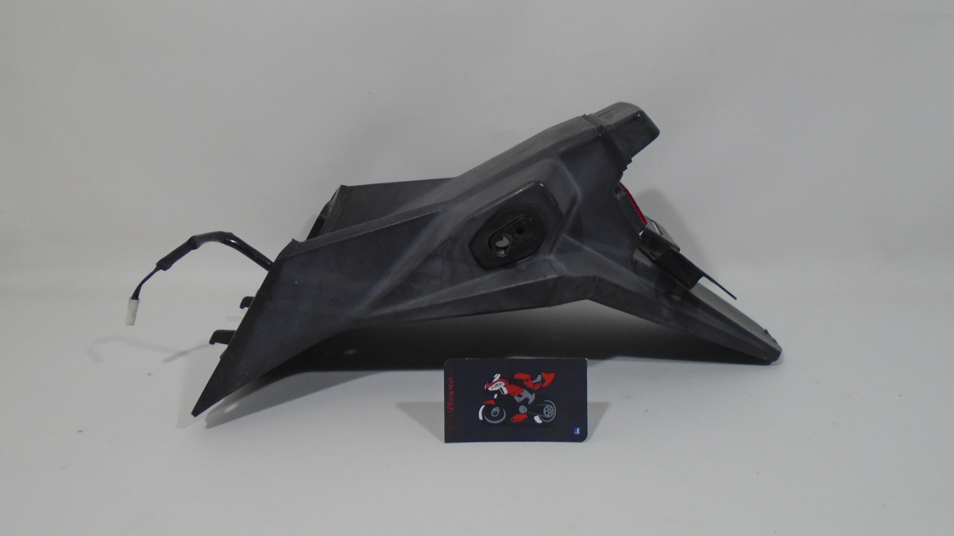 PORTA MATRICULAS SUZUKI SV 650 INYECCION 03-05 - Imagen 4