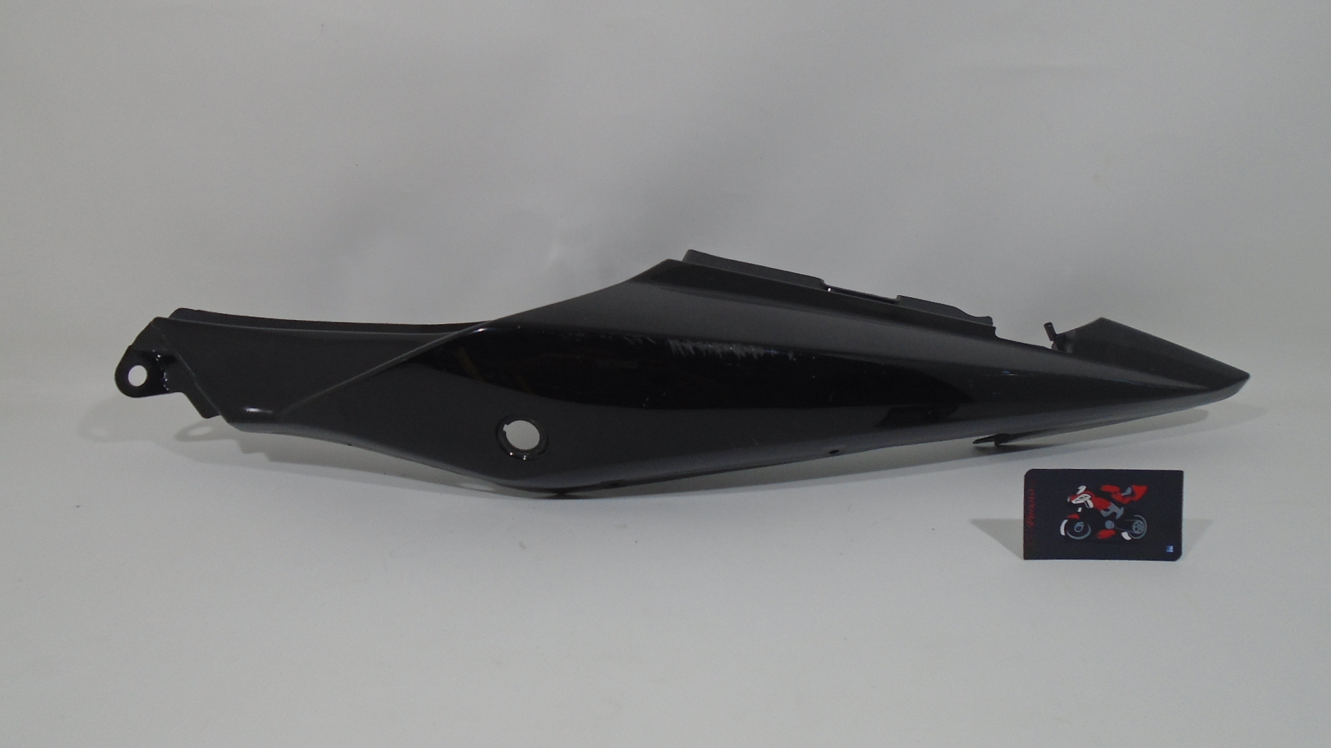 LATERAL TRASERO IZQUIERDO SUZUKI SV 650 INYECCION 03-05