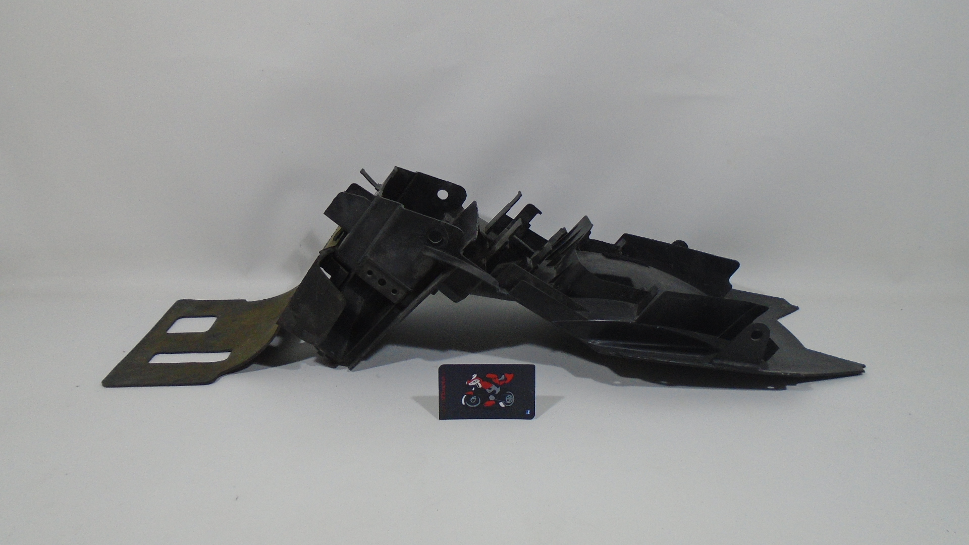 PASO DE RUEDA SUZUKI SV 650 INYECCION 03-05 - Imagen 3