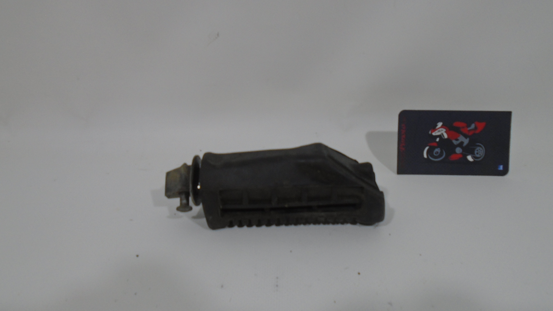 ESTRIBO DELANTERO IZQUIERDO SUZUKI GS 500 E 2001-2006 - Imagen 4